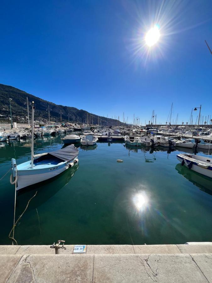 Duplex 6 Pers - Panoramic Sea View - Old - 2 Mn *